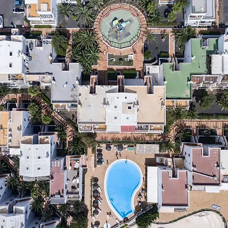 The Colors House, 639 Private *